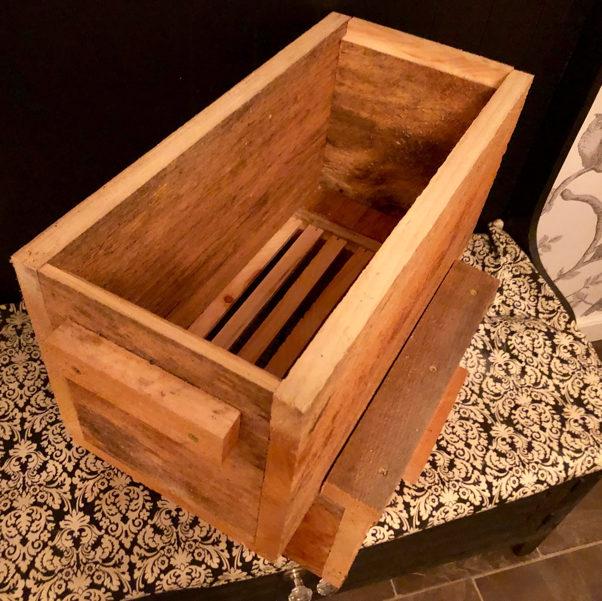 Nuc Down - Transfer 5 Frame Langstroth Nuc to Warré Hive